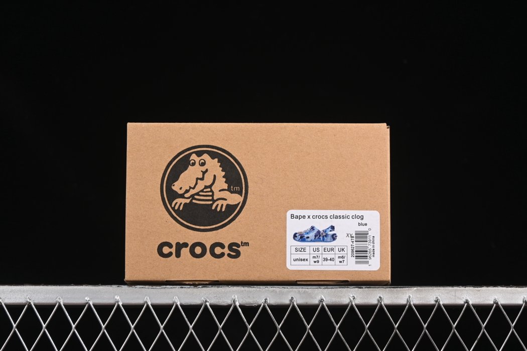 Кроксы Bape x Crocs Classic Clog фото 9
