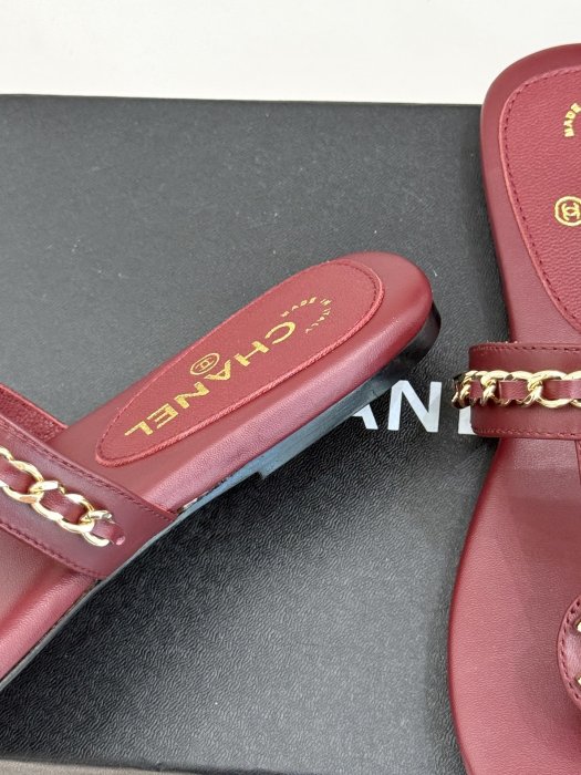 Шлепанцы фото 6