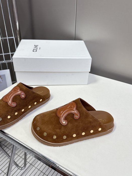 Шлепанцы женские фото 3