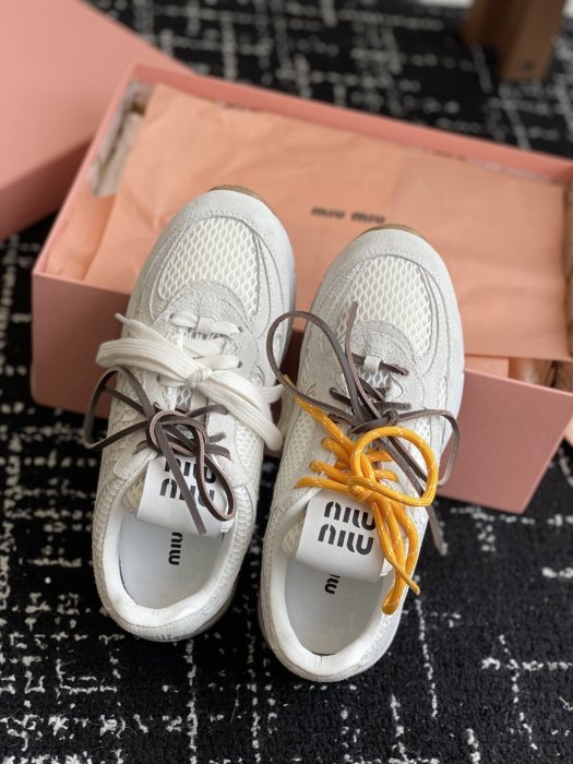 Кроссовки фото 4