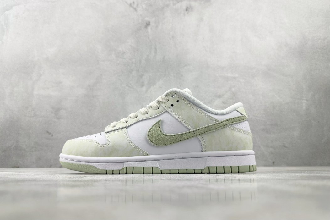 Кроссовки Nike Dunk Low