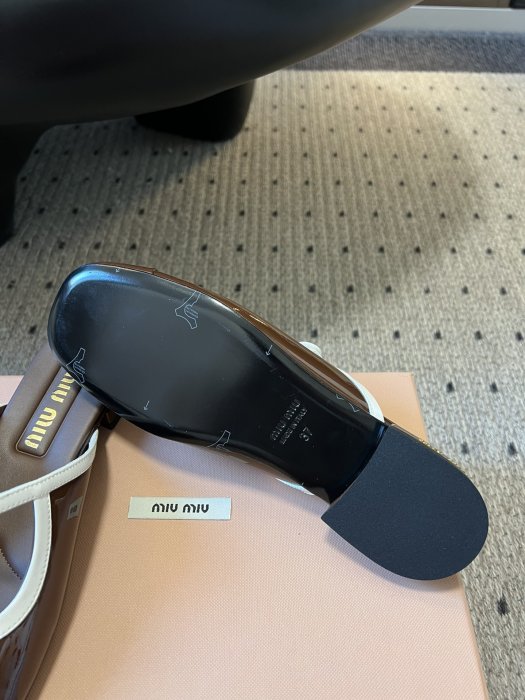 Босоножки фото 5