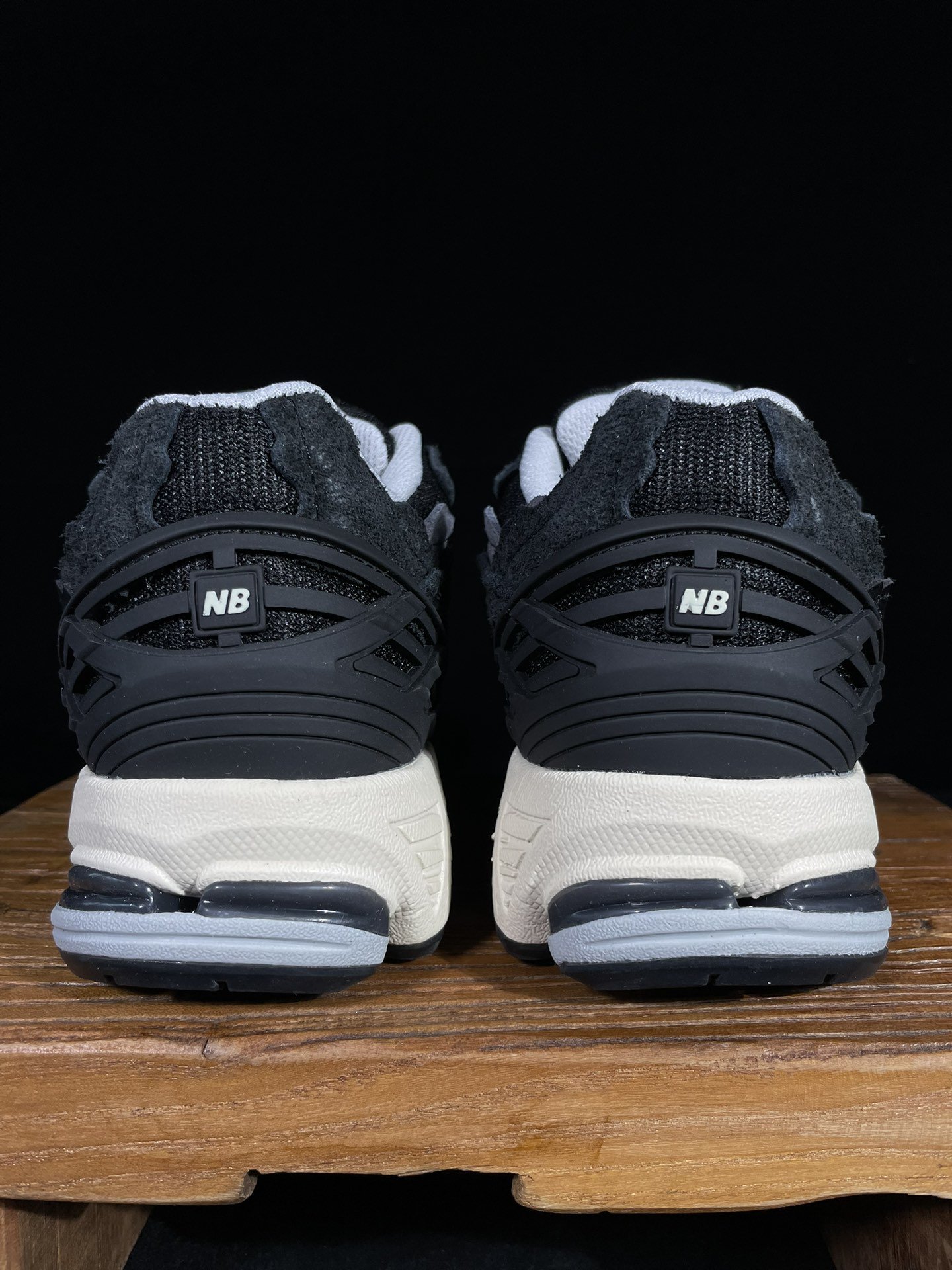 Sneakers NB9060D M1906DD фото 4