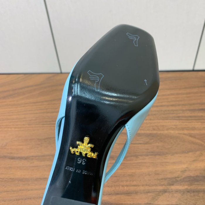 Босоножки фото 9