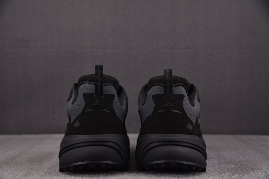 Кроссовки LOUIS VUITTON Runner Tatic Black фото 5