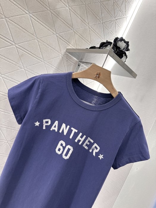 T-shirt women's фото 3