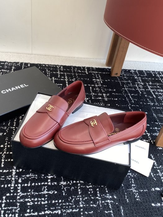 Лоферы жіночі фото 3