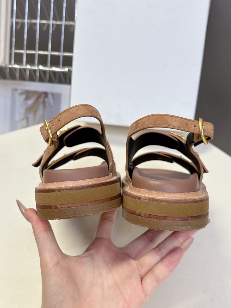 Сандалии женские фото 9