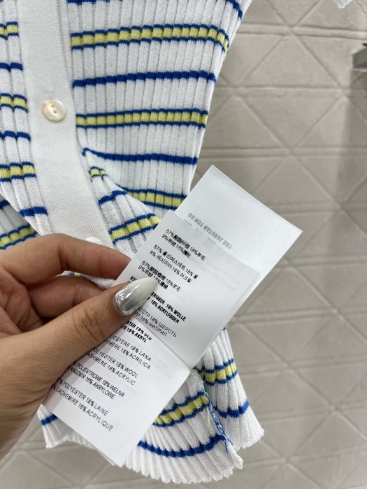 T-shirt women's фото 9