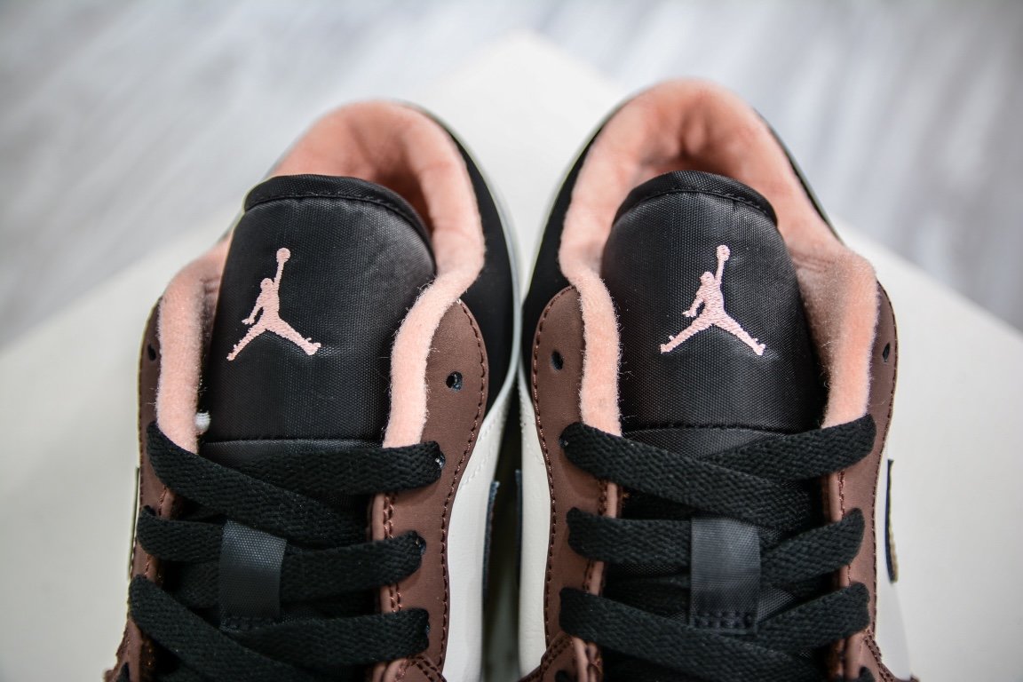 Кроссовки Air Jordan 1 Low Mocha Brown DC6991 200 фото 8