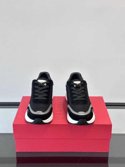 Кроссовки фото 2