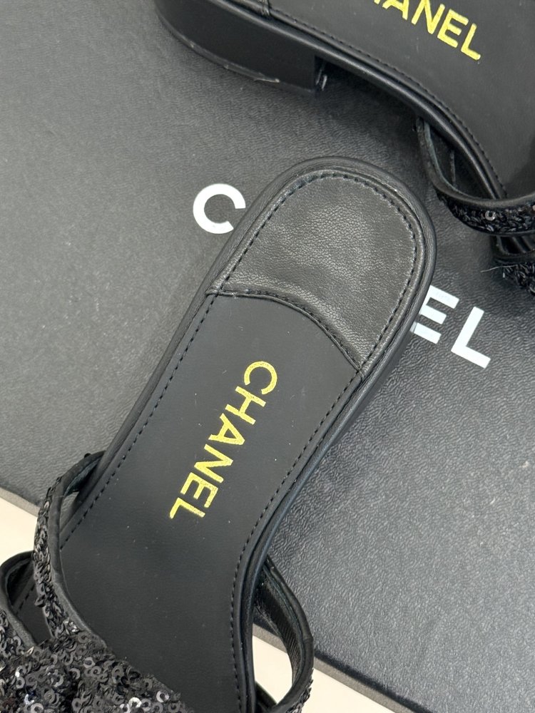 Босоножки фото 8