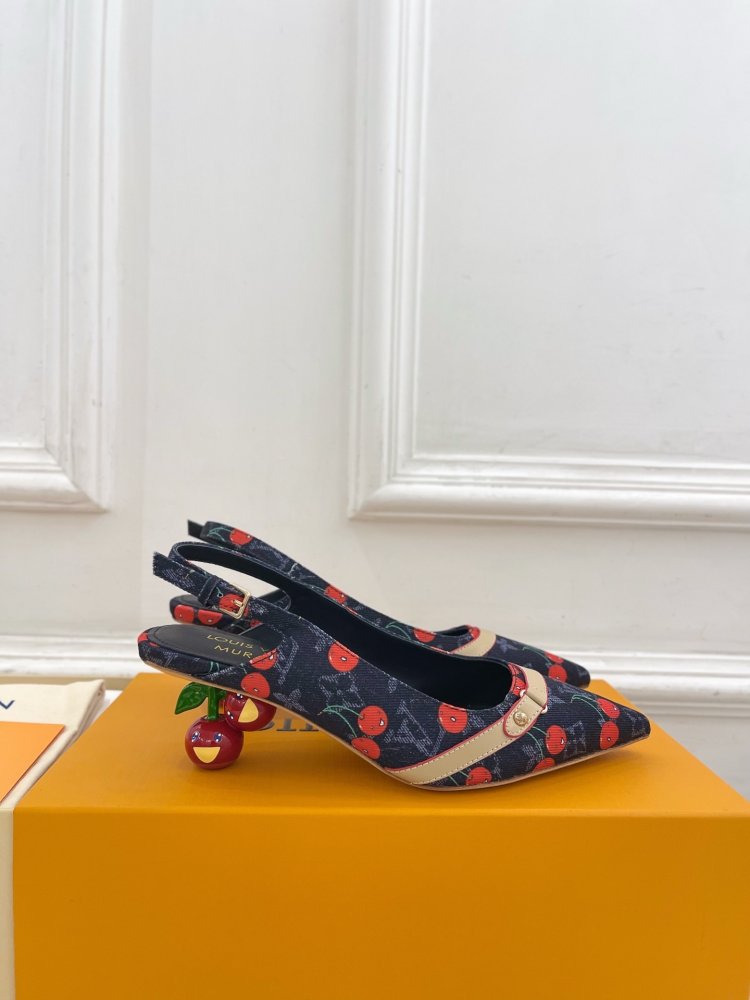 Босоніжки фото 2