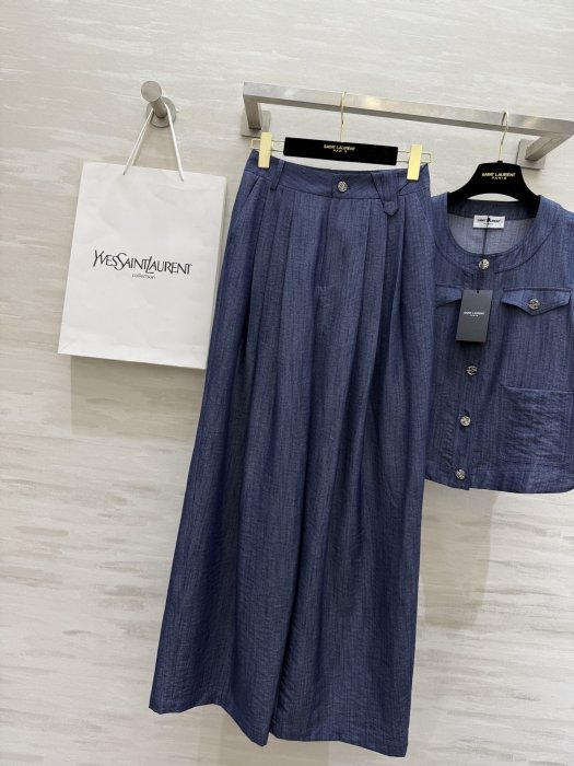 Costume female фото 6