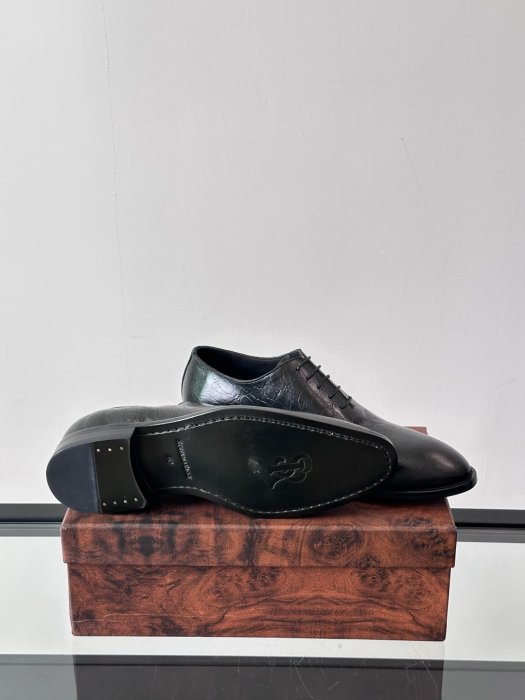 Туфлі чоловічі фото 9