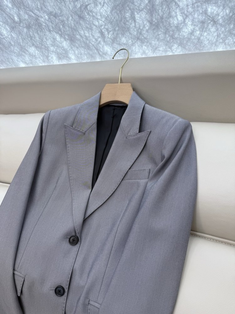 Costume female фото 8