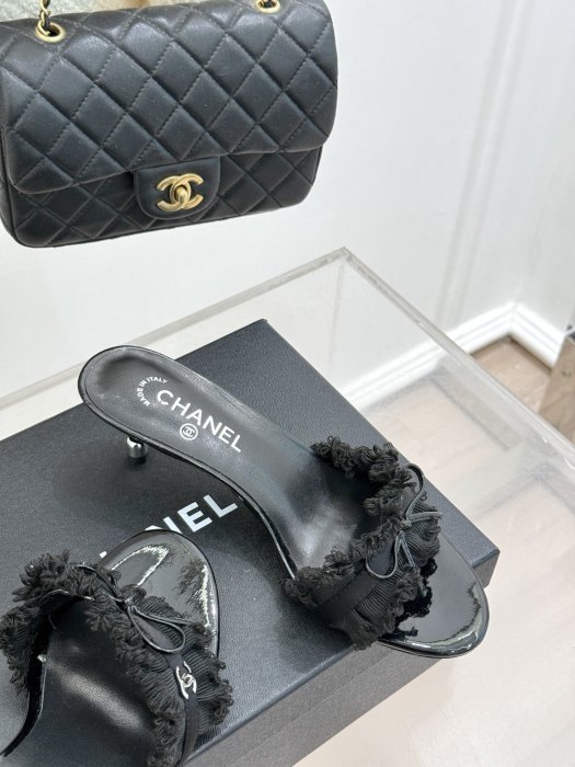 Босоножки фото 5