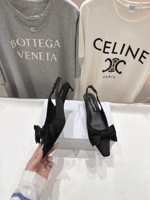 Босоніжки фото 3