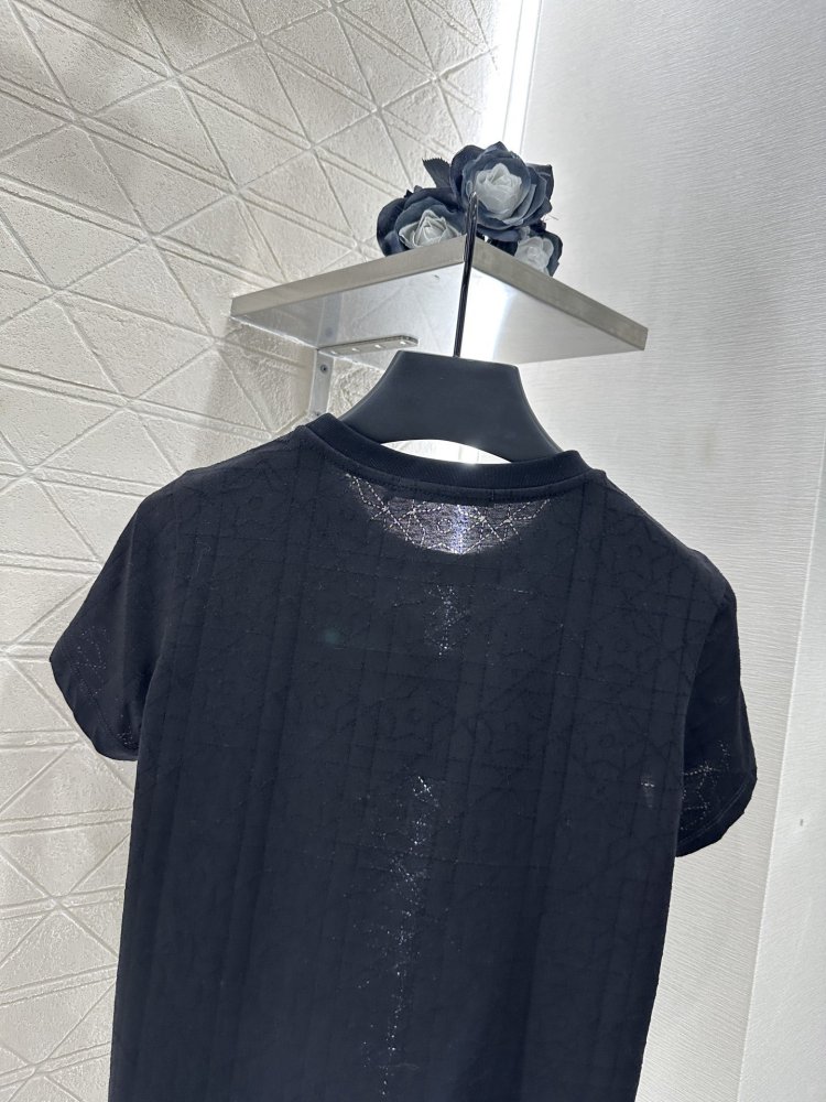 Футболка жіноча фото 4