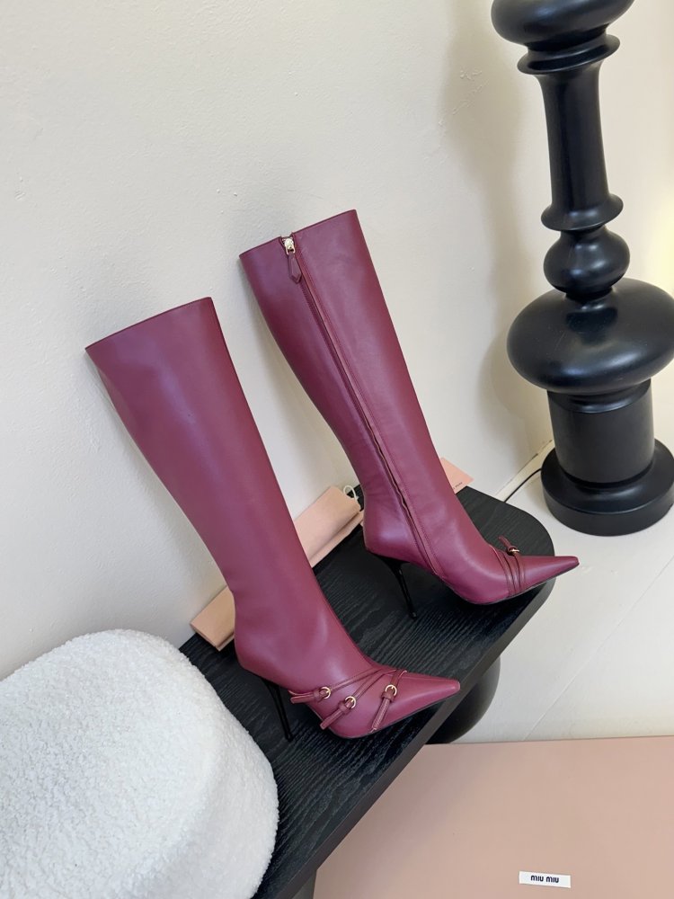 Сапоги женские фото 6