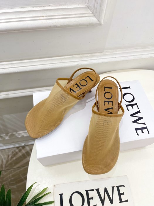 Босоножки фото 5