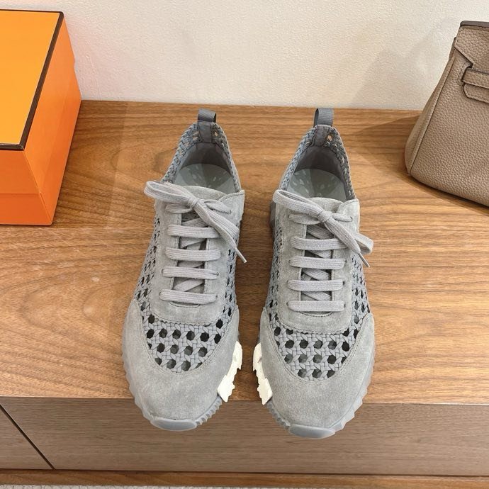 Кросівки фото 4