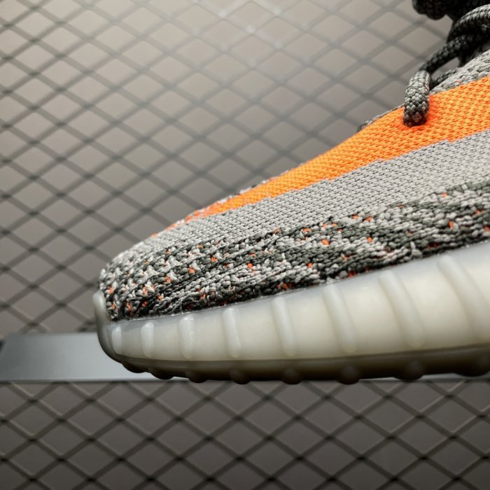 Кроссовки Yeezy Boost 350V2 фото 6