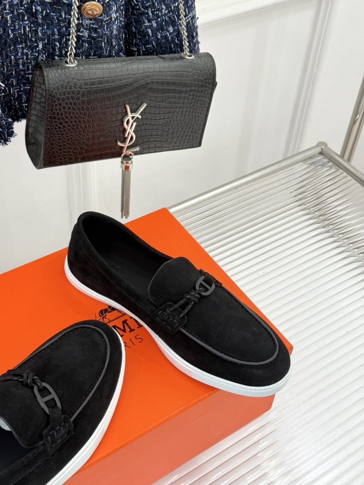 Лоферы жіночі фото 5