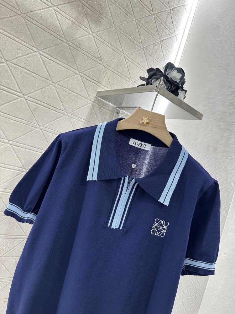 T-shirt women's фото 4