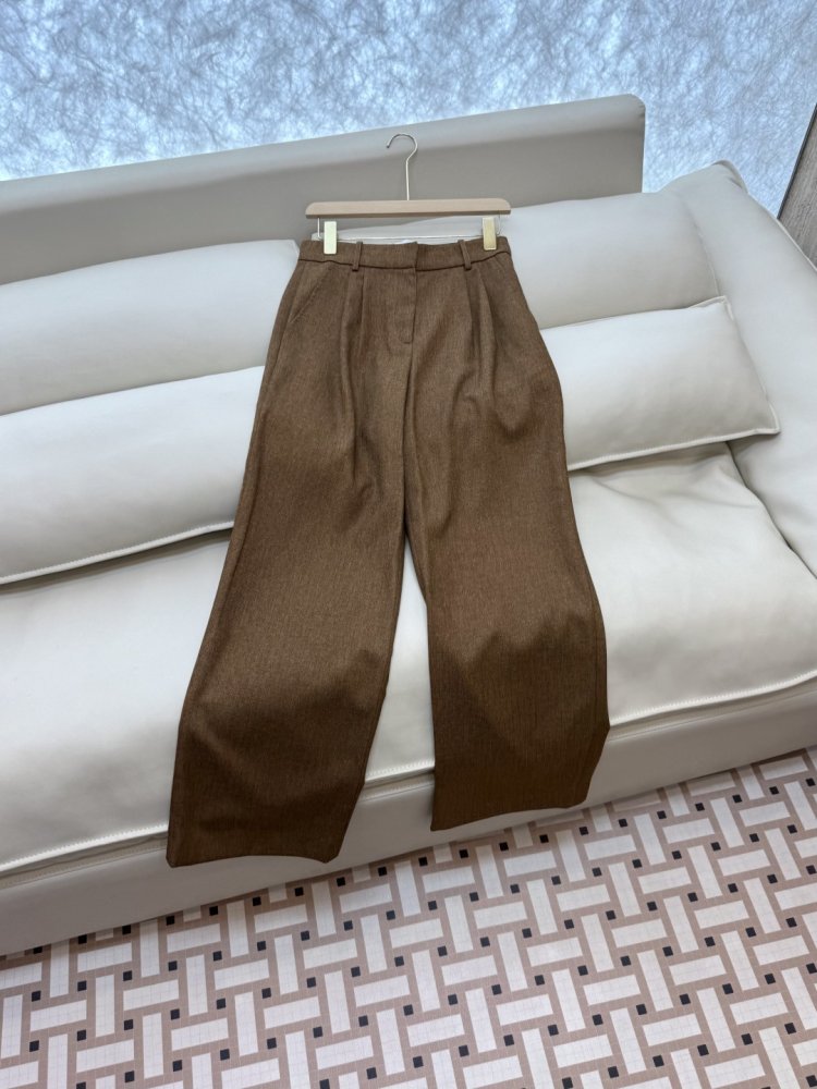 Костюм жіночий фото 6