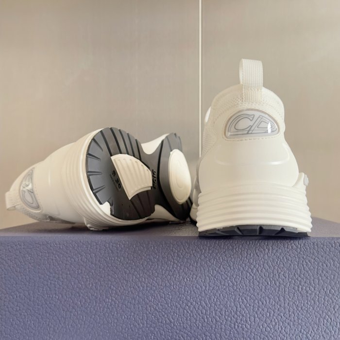 Кросівки чоловічі фото 9