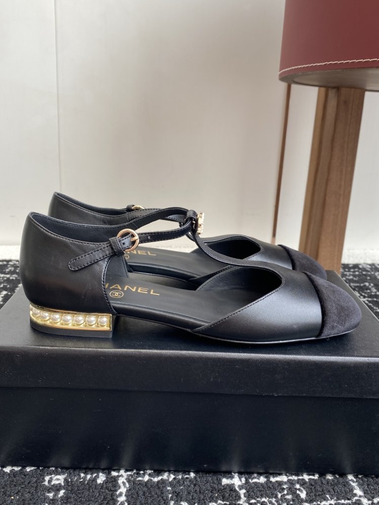 Босоножки фото 2