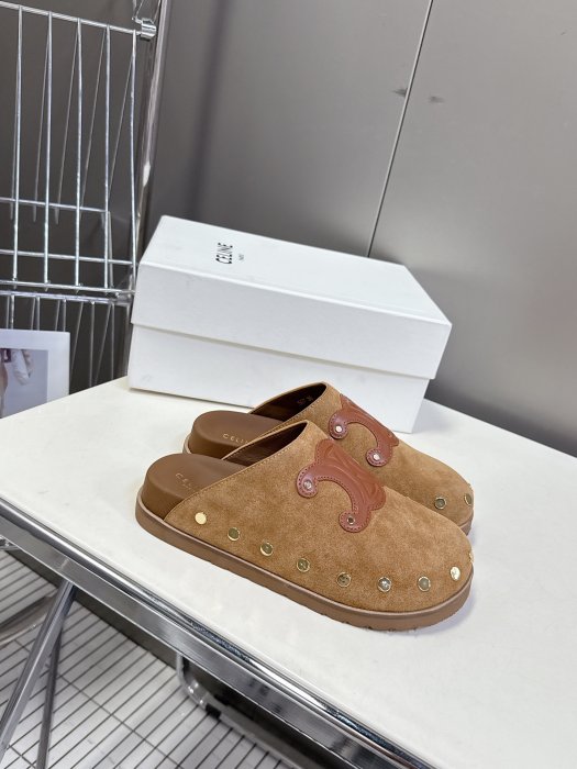 Шлепанцы женские фото 2