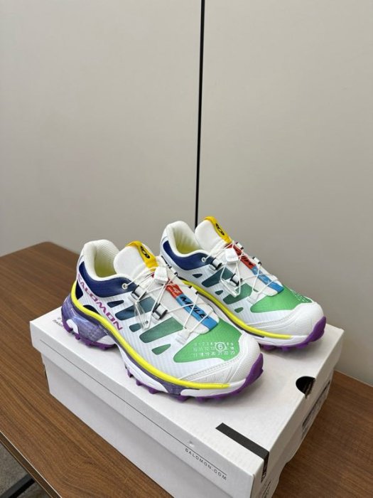 Кроссовки ＭＭ6 x SALOMON XT4