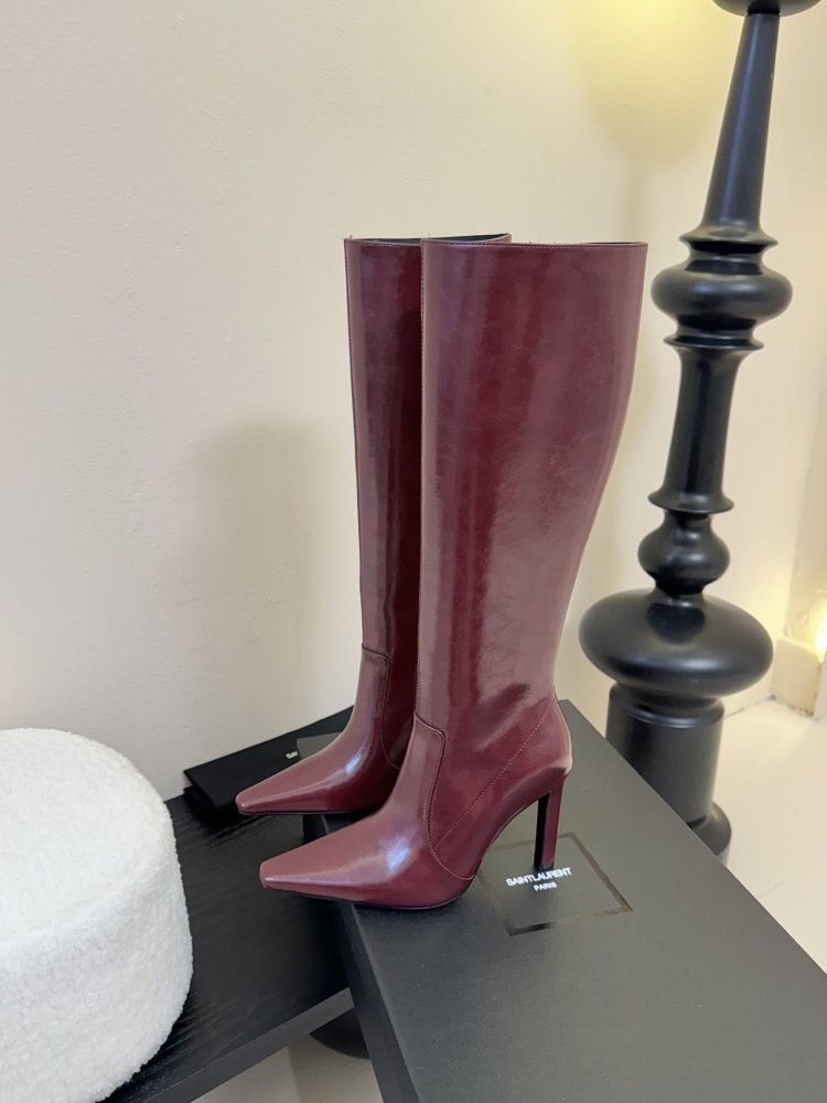 Сапоги женские фото 5