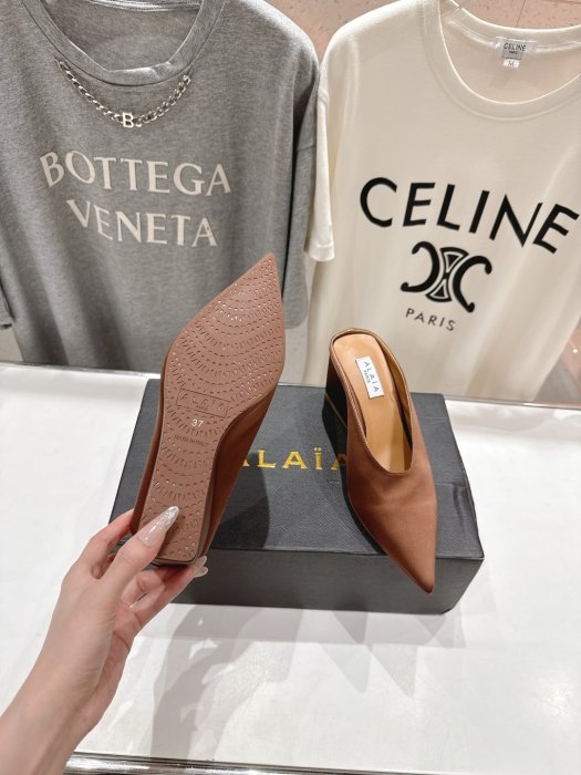 Босоножки фото 8