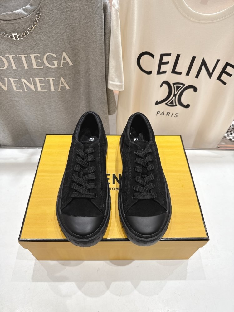 Кеди жіночі