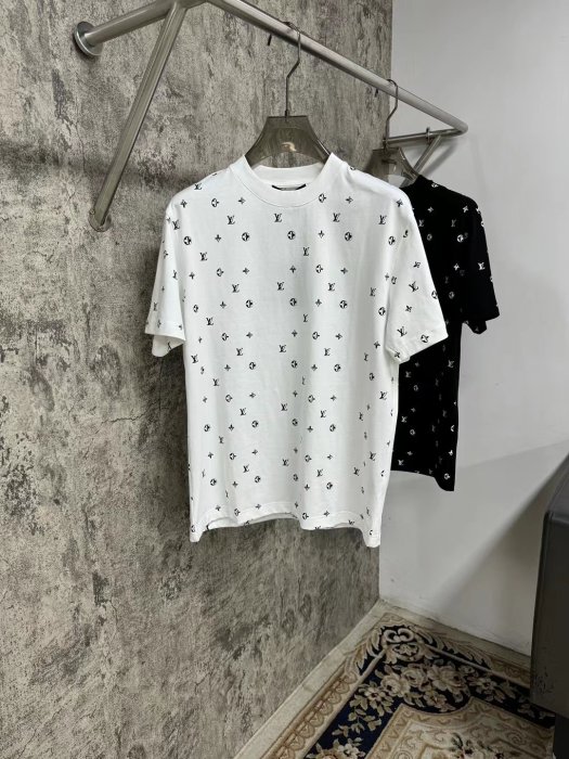 T-shirt men's