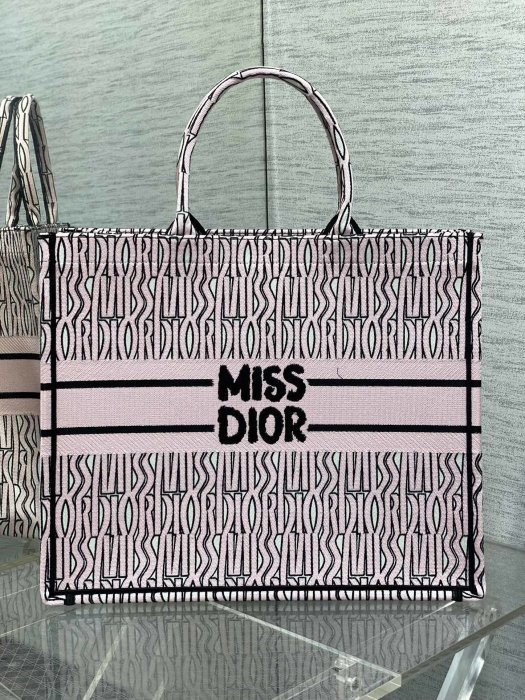 A bag women's Tote Miss Dior 42 cm