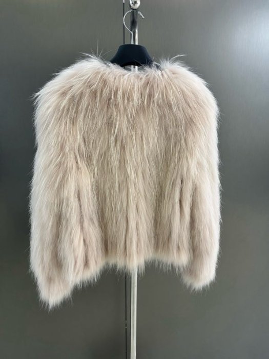 Fur coat of fox fur фото 4