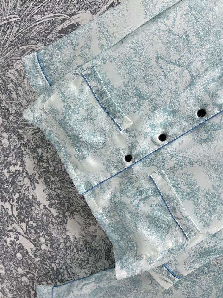 Costume female фото 3