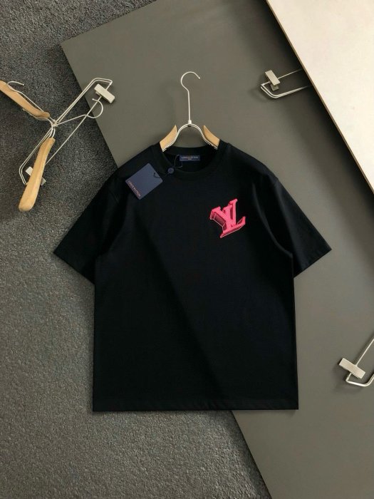 T-shirt men's
