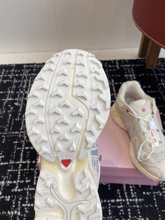 Кроссовки женские SALOMON XT WHISPER фото 9