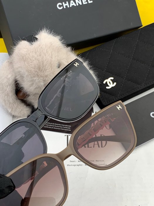 Очки солнцезащитные CD8880 фото 5