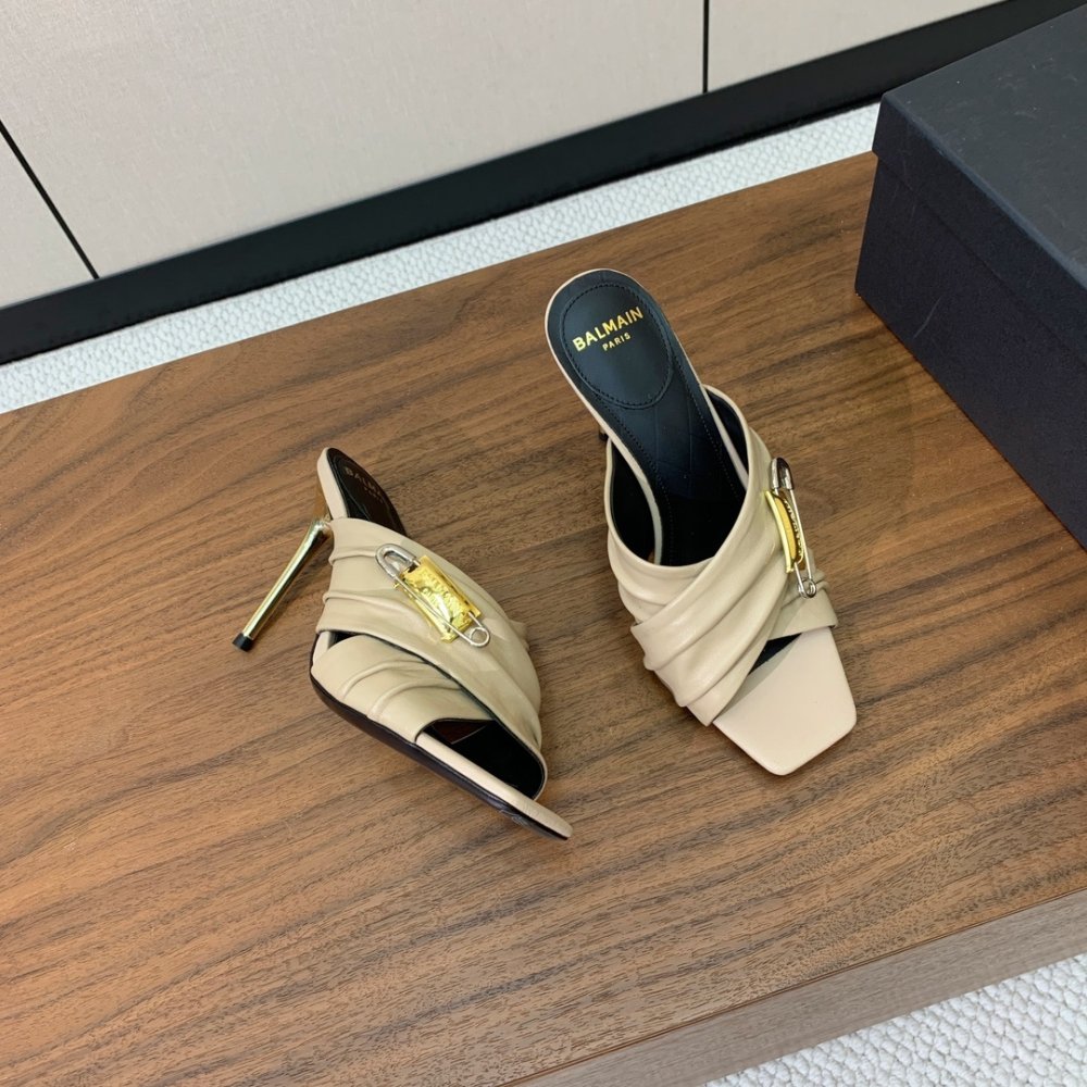 Босоніжки фото 2