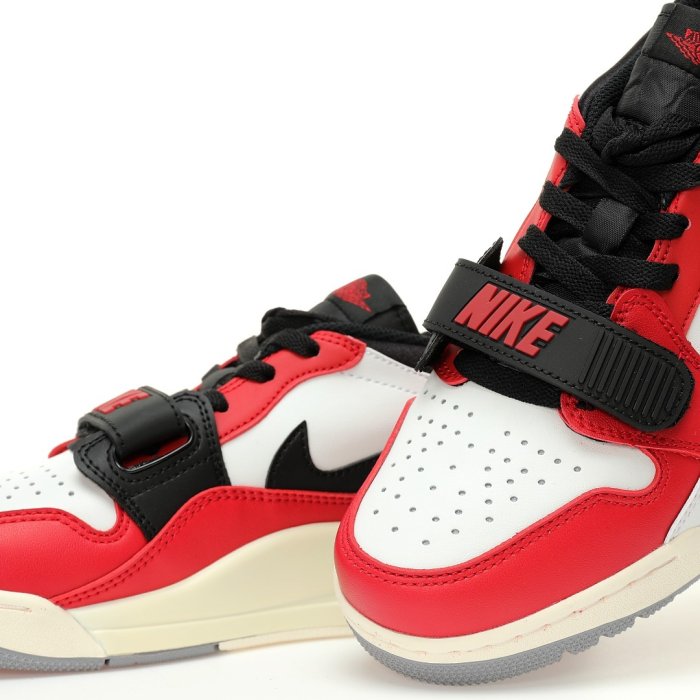 Кроссовки Nike Jordan Legacy 312 Low фото 8