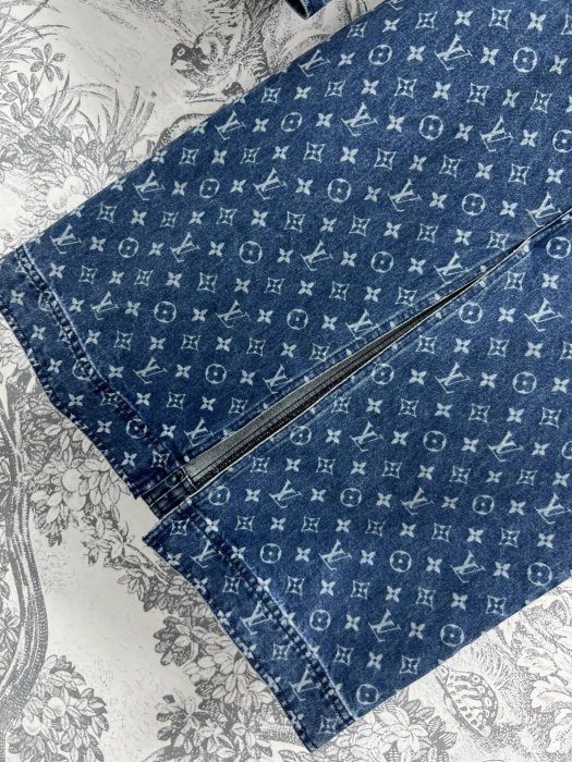 Костюм женский фото 5