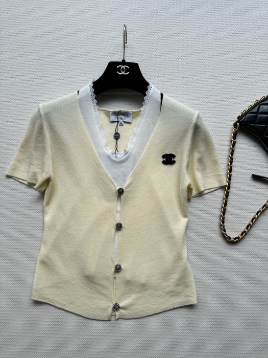 Футболка женская фото 3