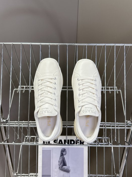 Кроссовки фото 6