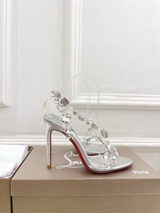 Босоніжки фото 2